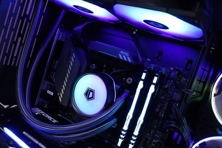 ID-COOLING PC endüstrisi
